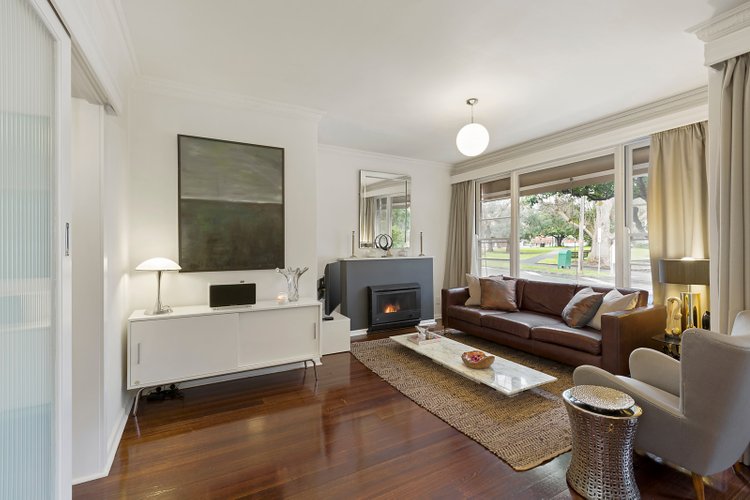 4/1415 High Street Glen Iris 3146