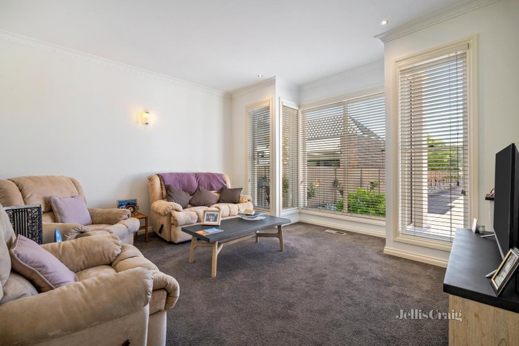 4 1416 Gregory Street Lake Wendouree 3350