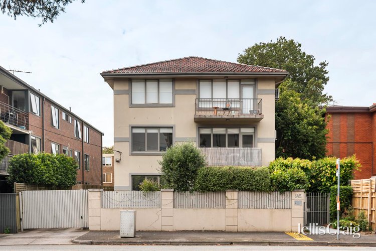 4 145 Glen Huntly Road Elwood 3184