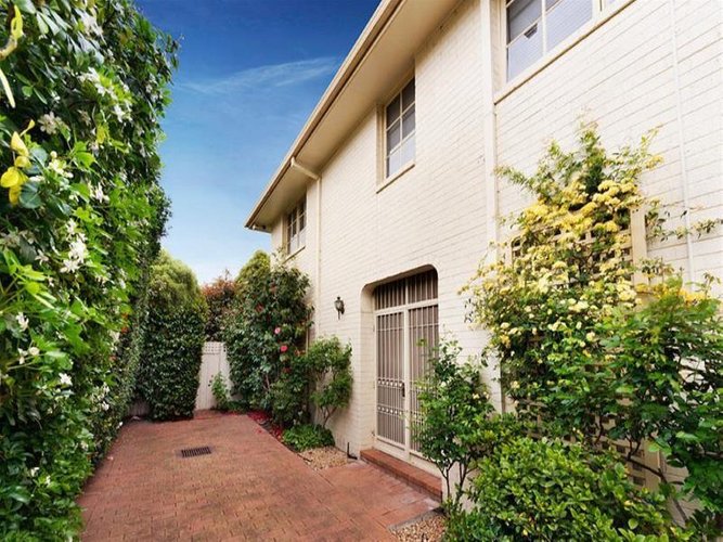 4 1472 Malvern Road Glen Iris 3146