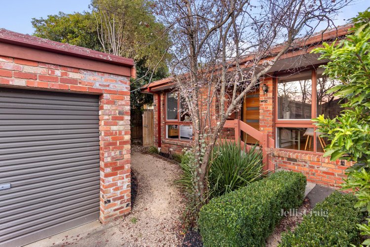4 152 Mountain View Road Briar Hill 3088