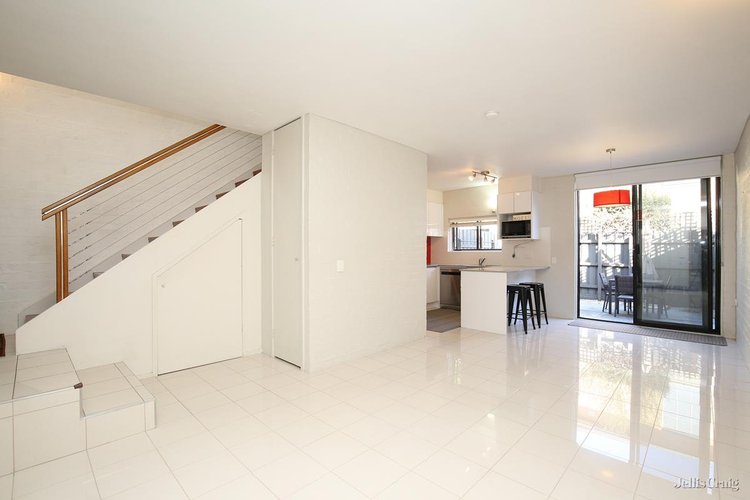 4/1541 Malvern Road Glen Iris 3146