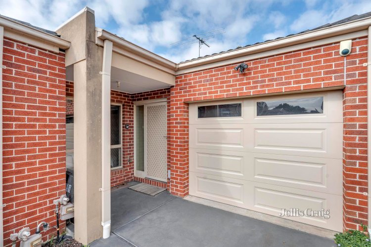 4 16 Ethel Street Oak Park 3046