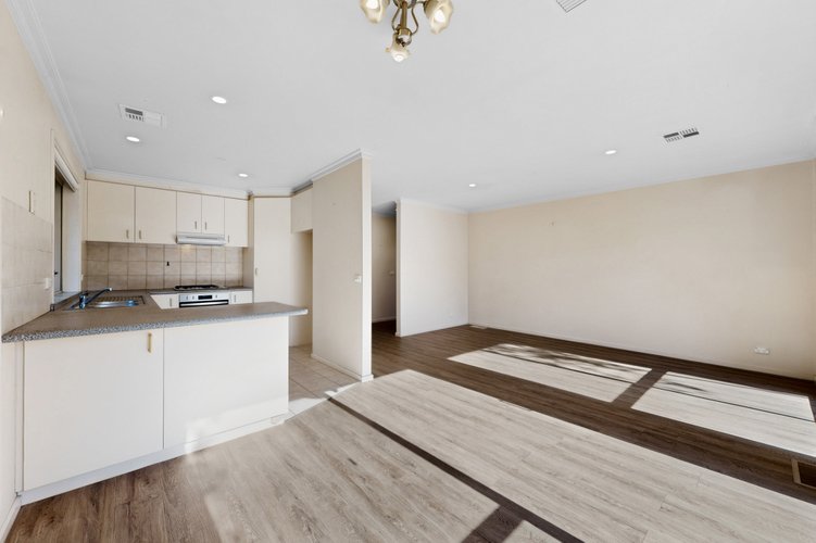 4/16 Wembley Grove Mckinnon 3204