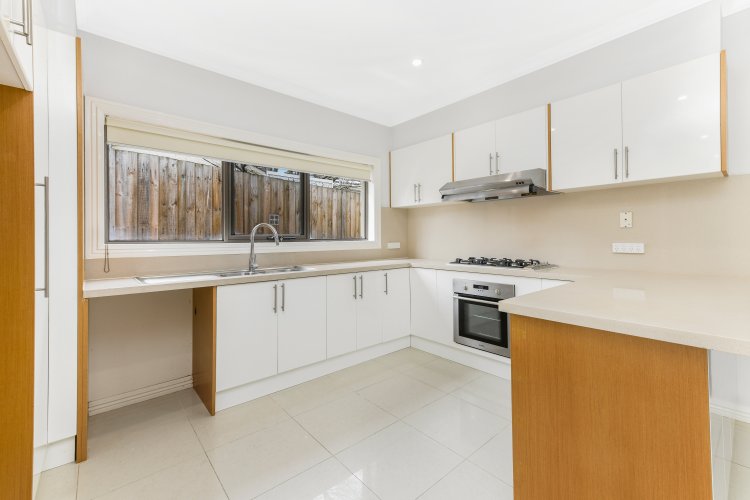 4/17-19 Queens Avenue Doncaster 3108