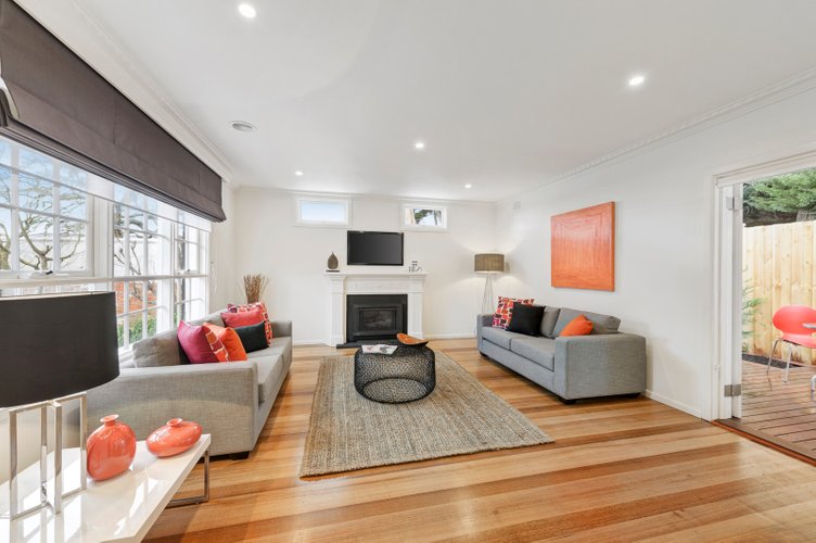 4/18 Benwerrin Road Surrey Hills 3127