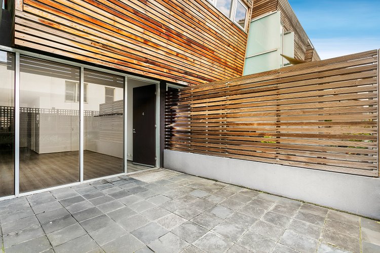 4/181 Bay Street Port Melbourne 3207