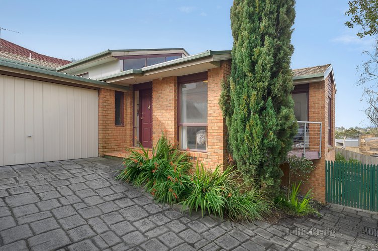 4/1B Hearthside Court Ringwood 3134