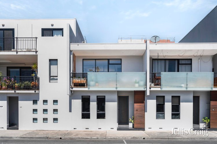 4 2 Davies Street Brunswick 3056