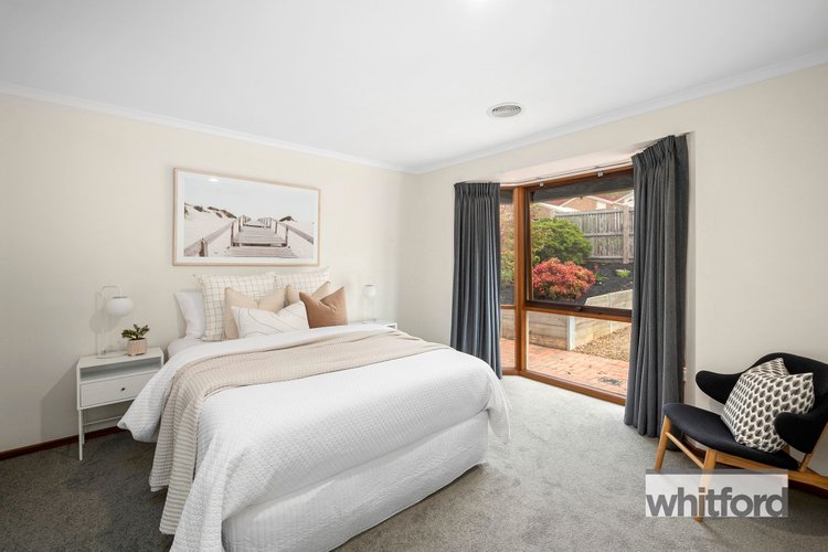 42 James Cook Drive, Wandana Heights