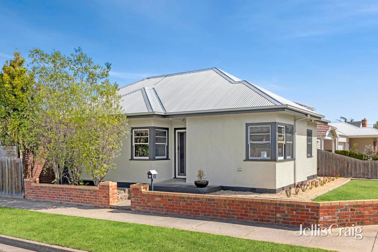 42 McDonald Street East Geelong 3219