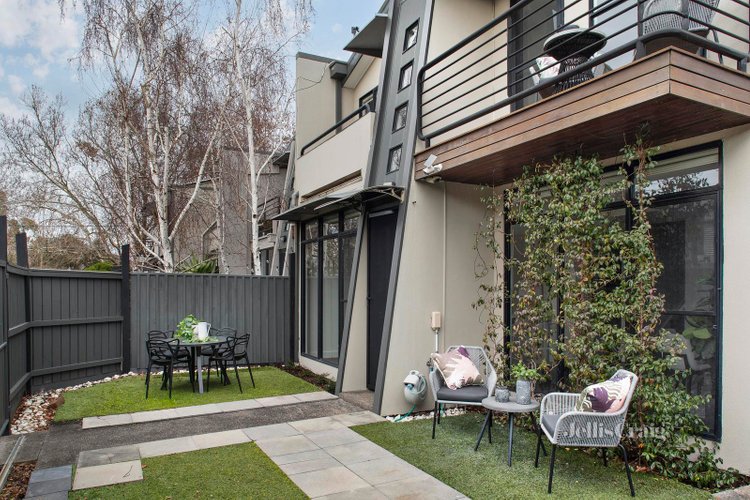 4 2 Miller Street Alphington 3078