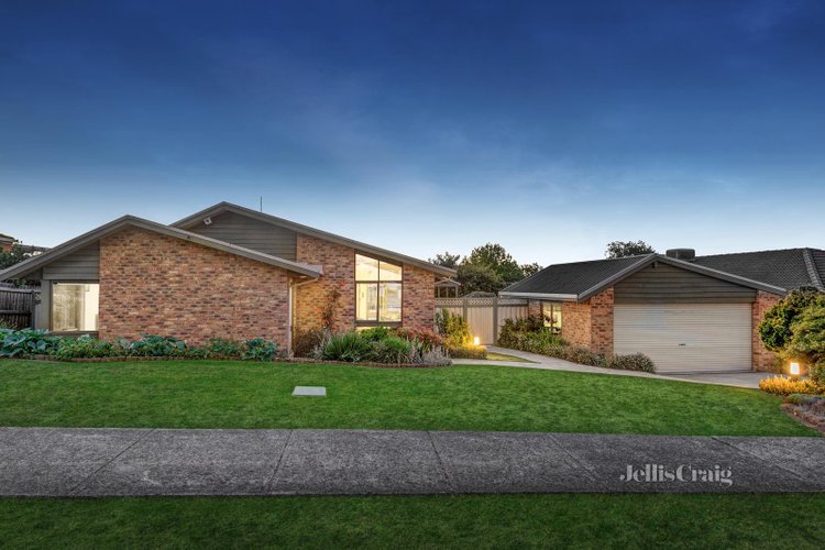 42 Partridge Way Mooroolbark 3138
