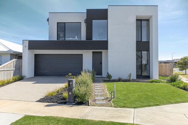 42 Regal Road St Leonards 3223