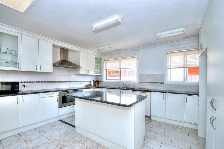 42 Rose Avenue Glen Waverley 3150