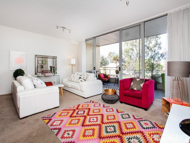 4 2 Saltriver Place Footscray 3011