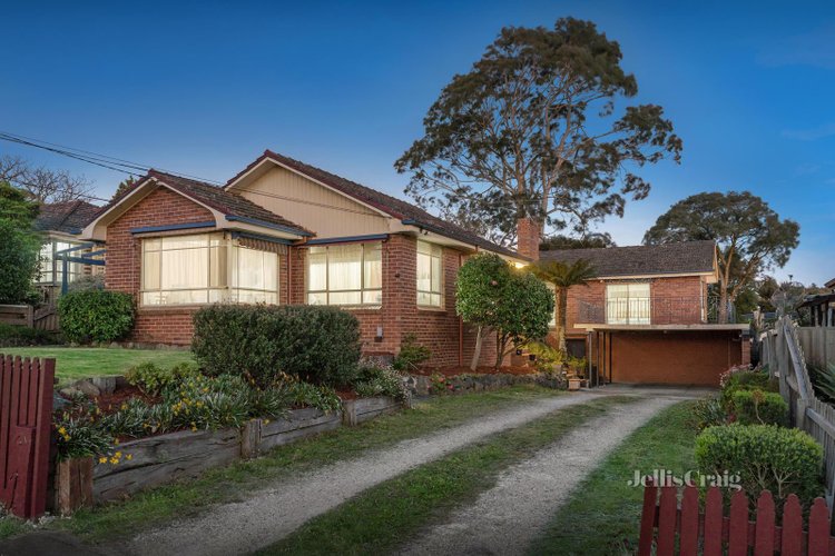 42 Sunhill Road Mount Waverley 3149
