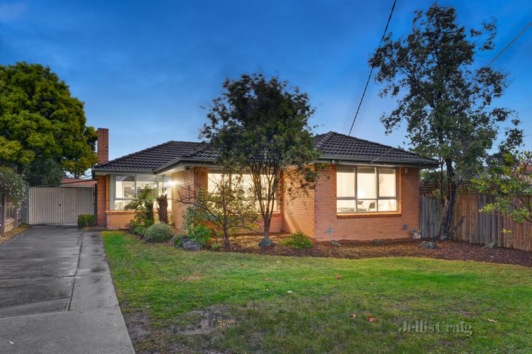 42 Vanbrook Street Forest Hill 3131