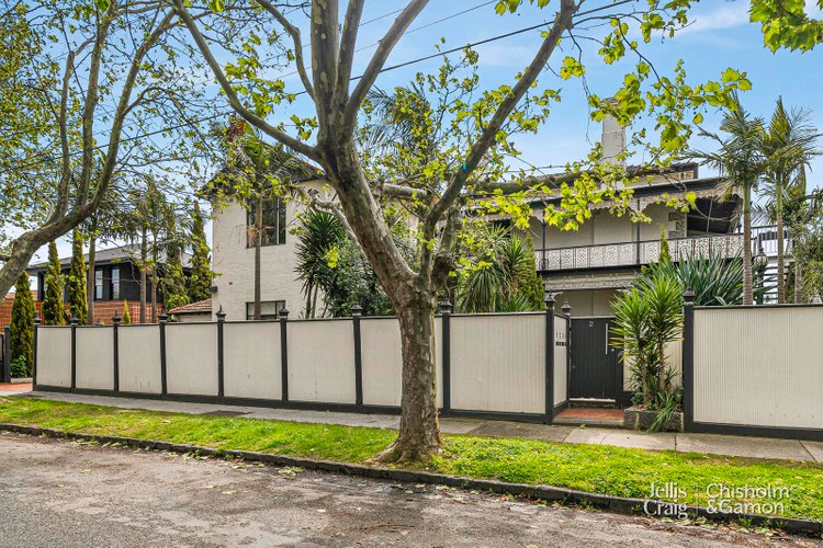 4 2 Wimbledon Avenue Elwood 3184