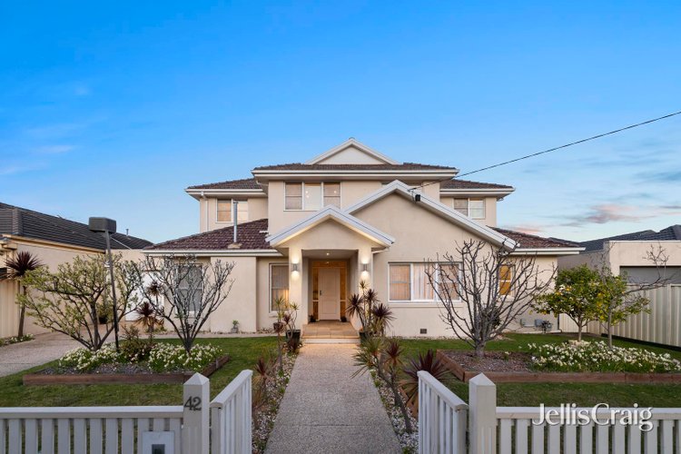 42 Windsor Avenue Mckinnon 3204