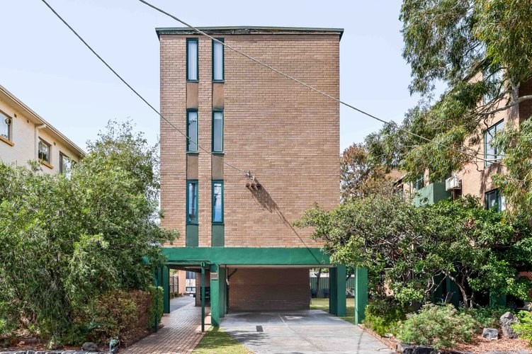 4/219 Bridport Street West  Albert Park 3206