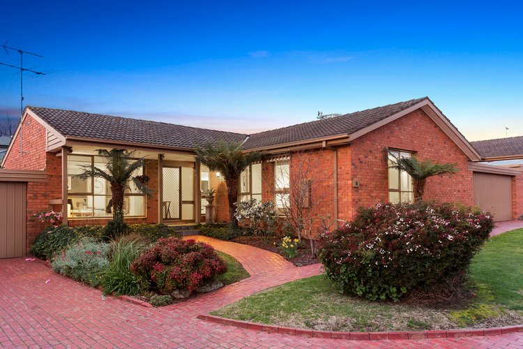4 22 Broughton Road Surrey Hills 3127