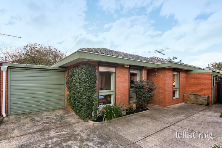 4 22 De Carle Street Brunswick 3056