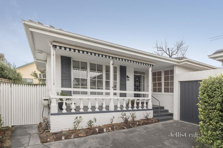 4 23 Hazel Street Camberwell 3124