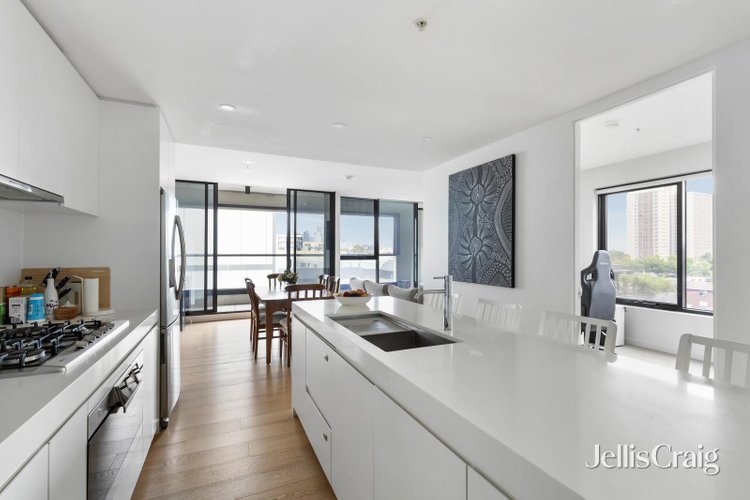 424 253 Bridge Road Richmond 3121