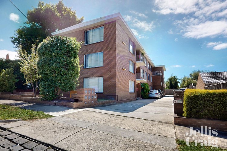 4/246 Buckley Street  Essendon 3040