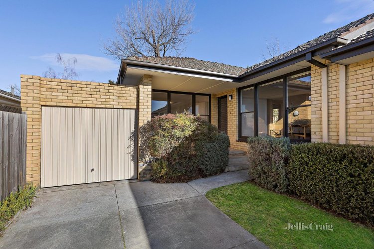 4 25 Hazel Street Camberwell 3124
