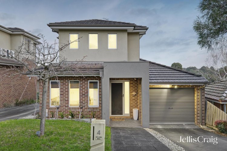 4 25 Williams Road Briar Hill 3088