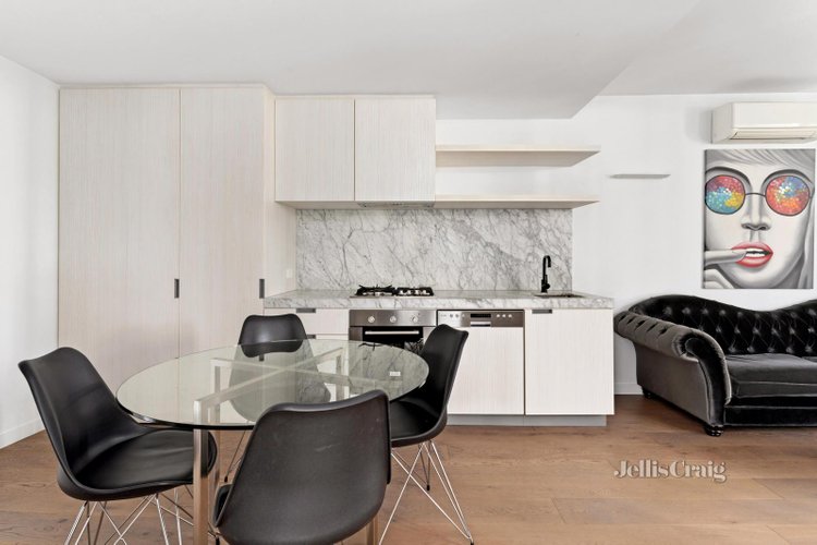 427 33 Blackwood Street North Melbourne 3051