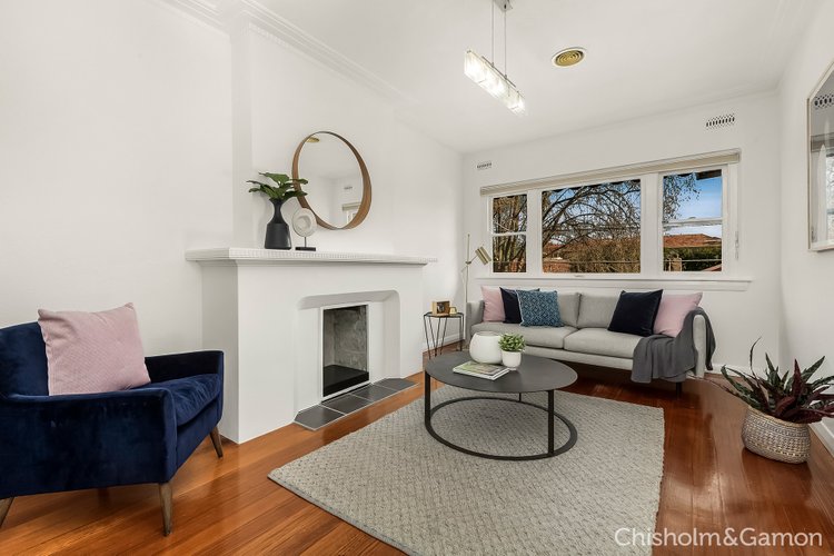 4 27a Foam Street Elwood 3184