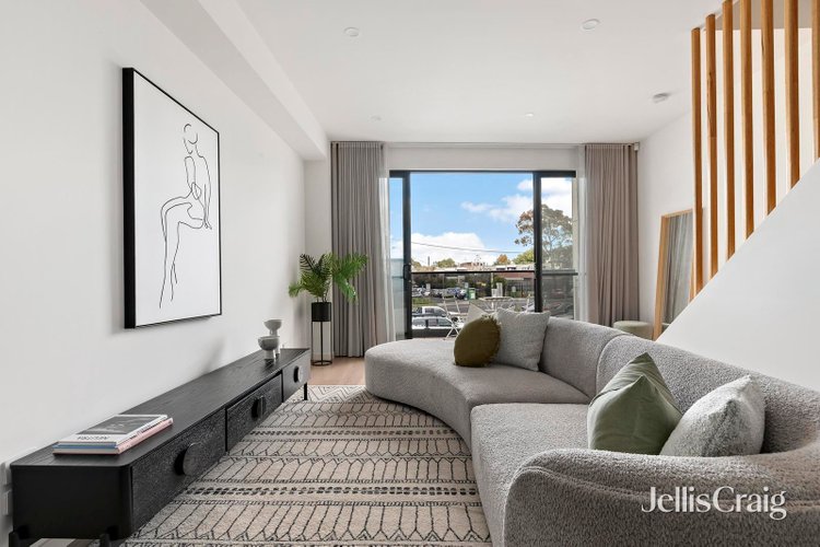 4 29 Dudley Street Essendon North 3041