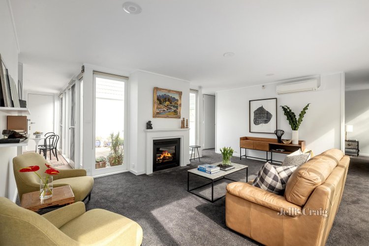 4 29 Huntingtower Road Armadale 3143