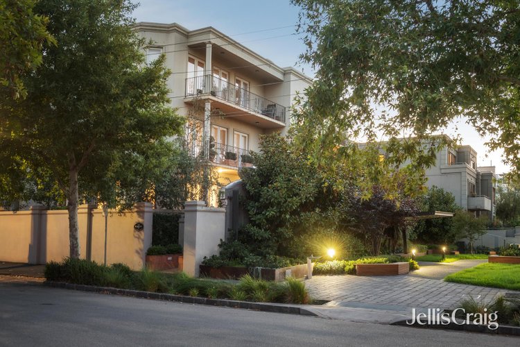 4 3-5 Hobson Street South Yarra 3141