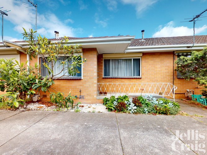4/3 Balloan Street  Coburg 3058