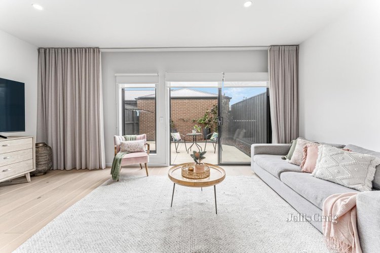 43 Edgar Avenue Cranbourne South 3977