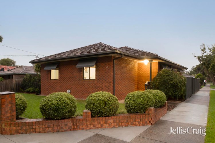 43 Greenhills Road Bundoora 3083