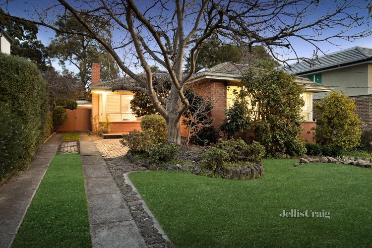 43 Monomeith Crescent Mount Waverley 3149