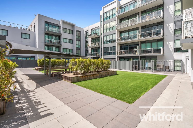 4303/4 Yarra Street, Geelong