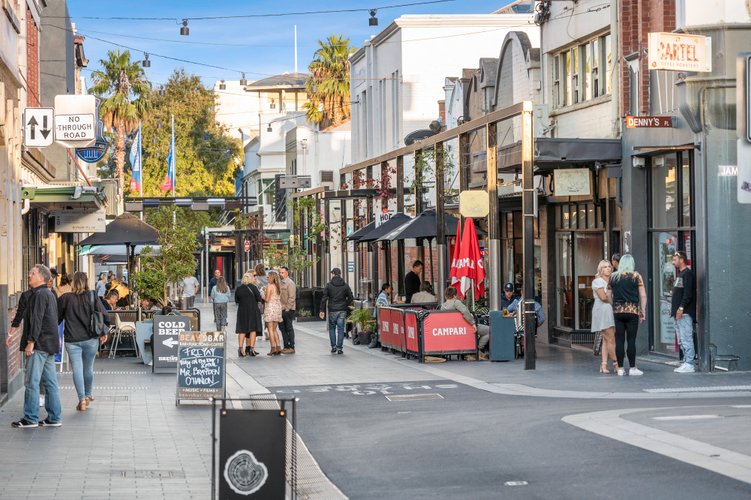 4303/4 Yarra Street, Geelong