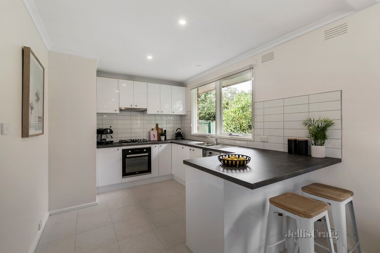 4/32 Bringa Avenue Camberwell 3124