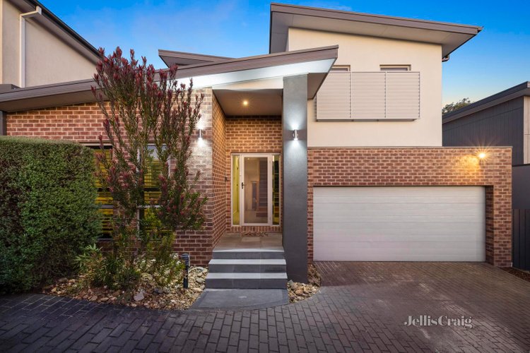 4 33 Culcairn Drive Frankston South 3199
