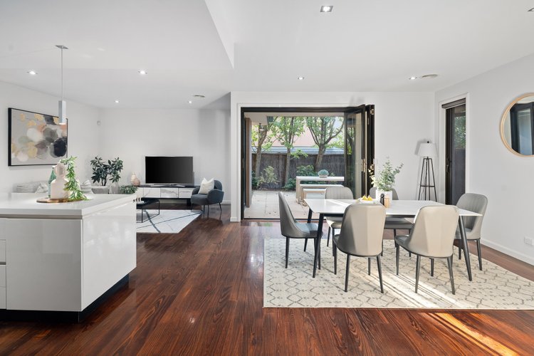 4/33 Yeovil Road Glen Iris 3146