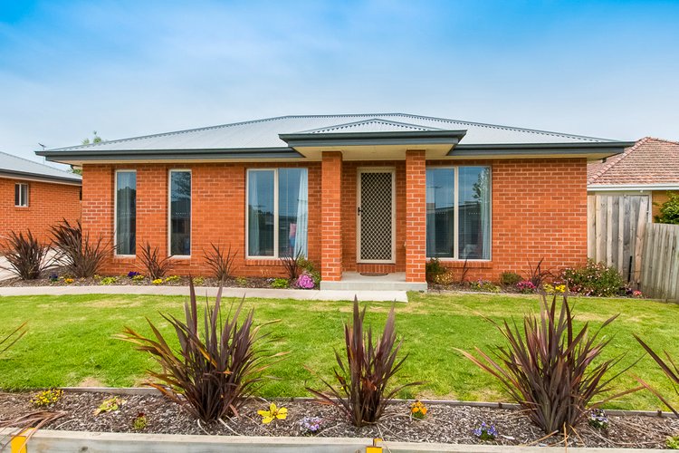 4/34 Glenfine Avenue Hamlyn Heights 3215