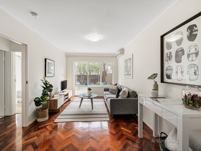 4/38 Shepparson Avenue Carnegie 3163