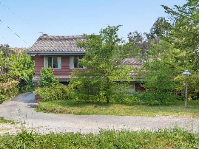 44 Albion Crescent Greensborough 3088