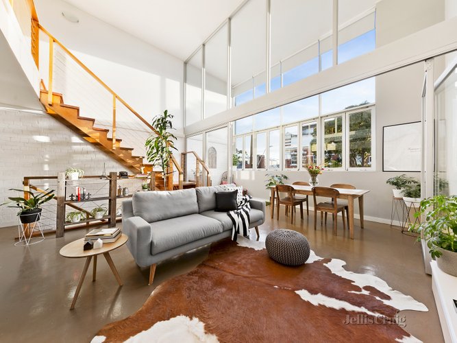 44 Anderson Street West Melbourne 3003